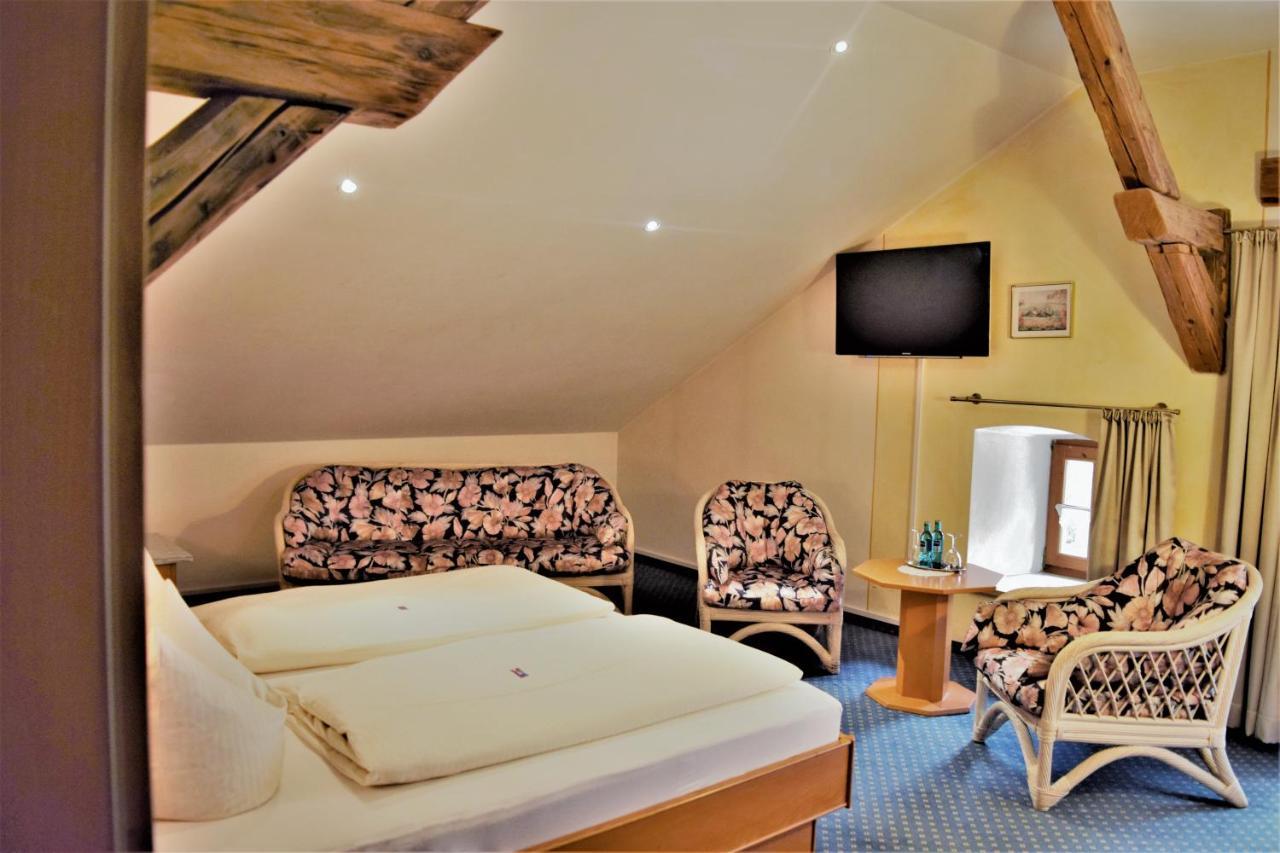 Hotel Zum Braeu Kinding Ngoại thất bức ảnh