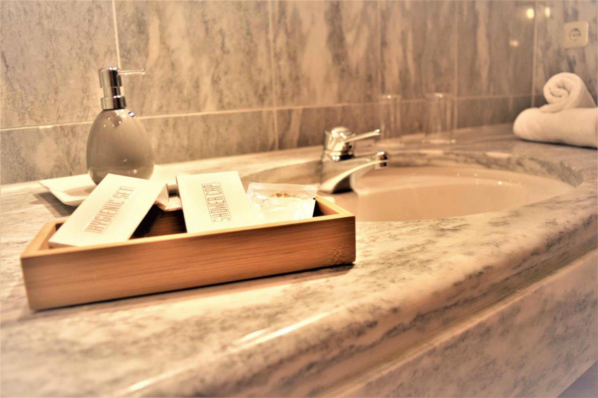 Hotel Zum Braeu Kinding Ngoại thất bức ảnh