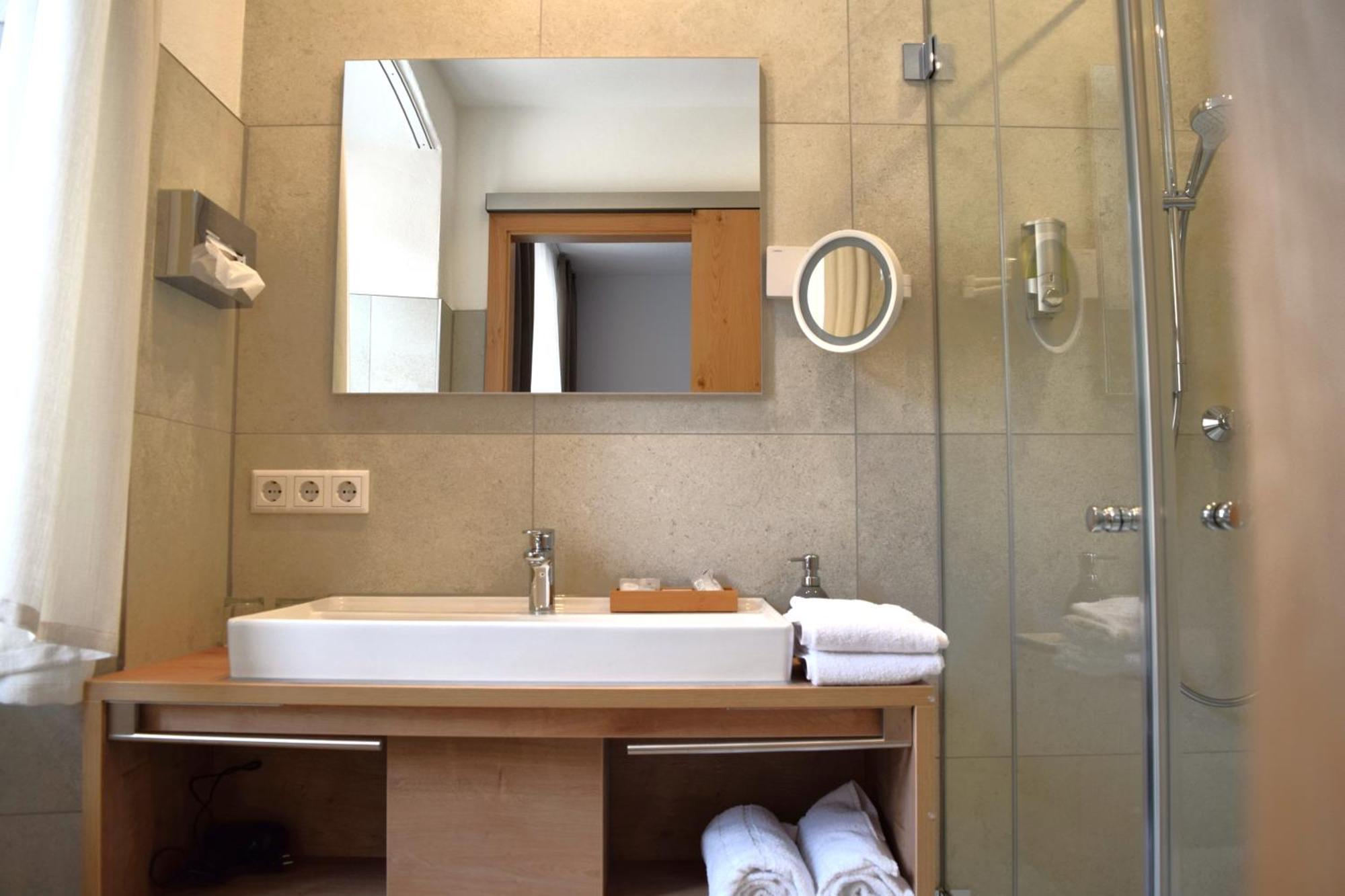 Hotel Zum Braeu Kinding Ngoại thất bức ảnh
