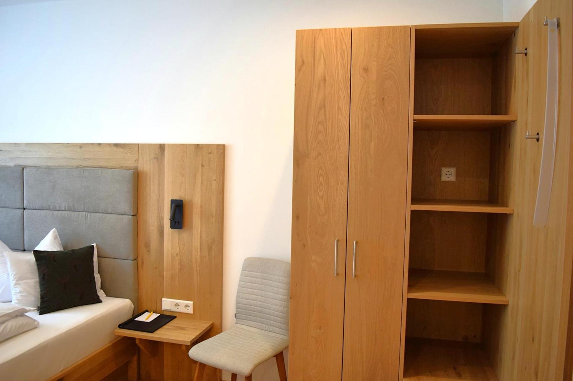 Hotel Zum Braeu Kinding Ngoại thất bức ảnh