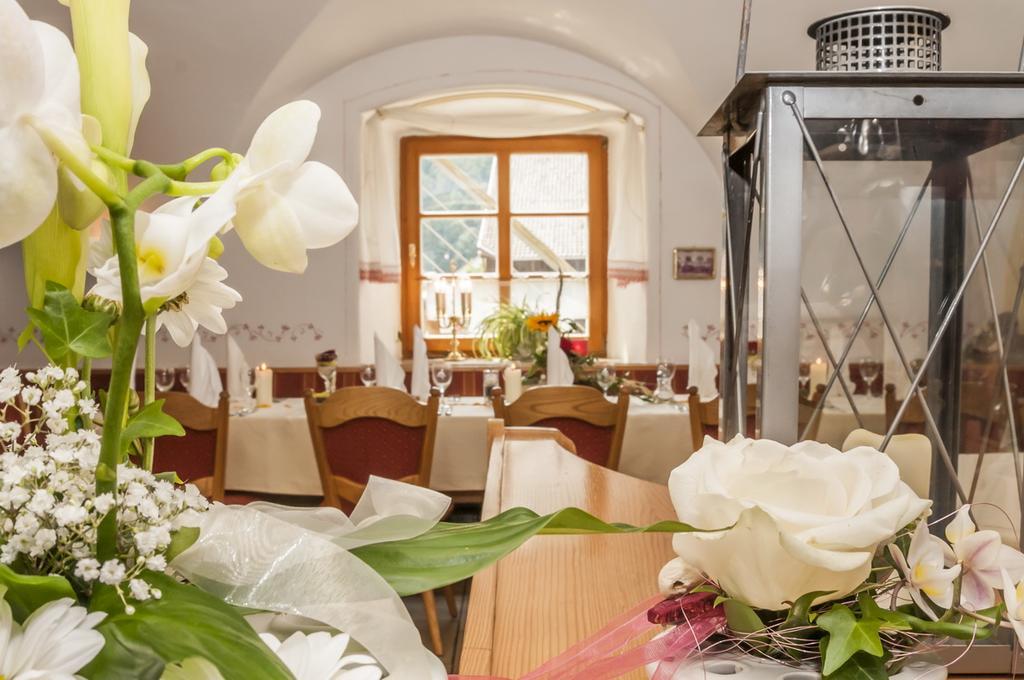 Hotel Zum Braeu Kinding Ngoại thất bức ảnh