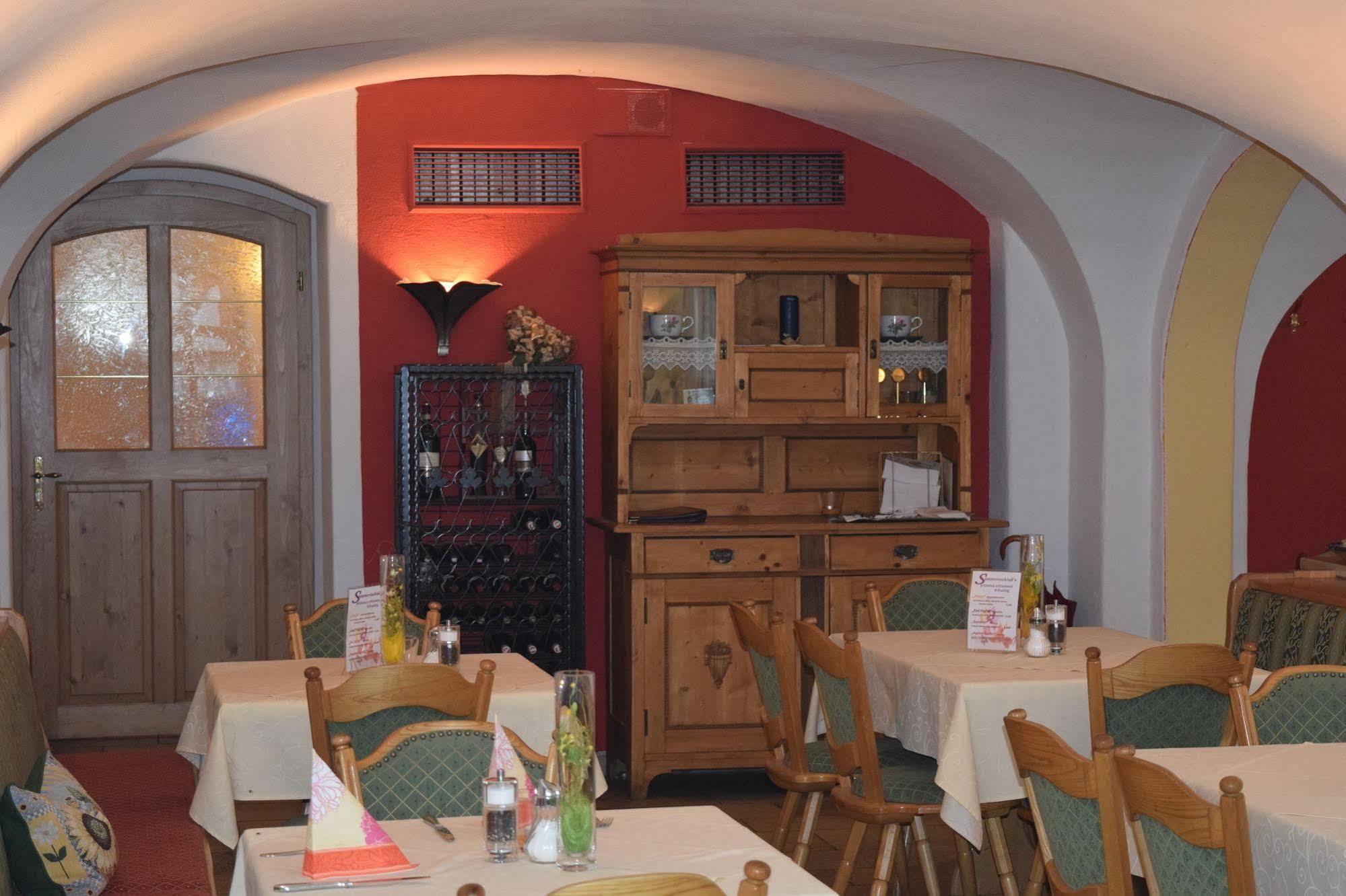 Hotel Zum Braeu Kinding Ngoại thất bức ảnh
