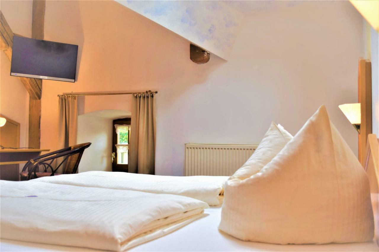Hotel Zum Braeu Kinding Ngoại thất bức ảnh