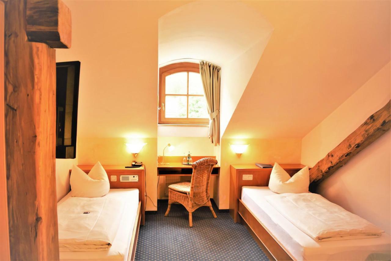 Hotel Zum Braeu Kinding Ngoại thất bức ảnh