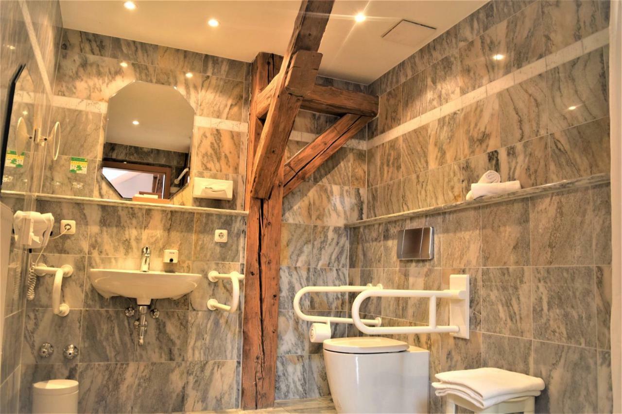 Hotel Zum Braeu Kinding Ngoại thất bức ảnh